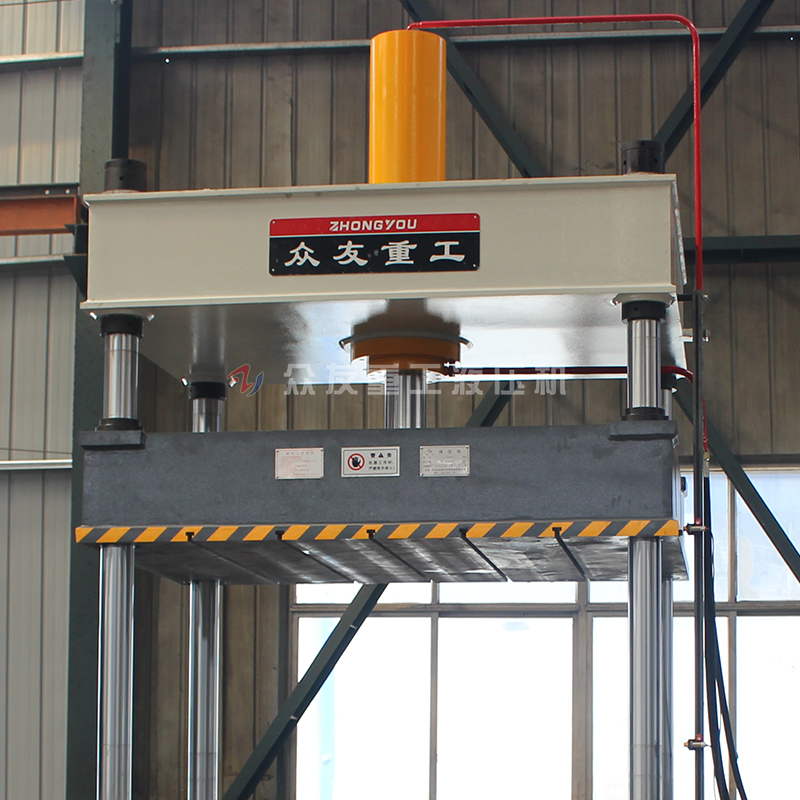 100噸移動工作臺四柱液壓機(jī)